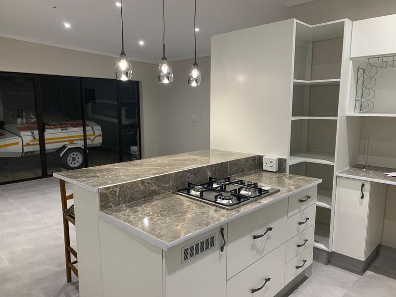 4 Bedroom Property for Sale in Fraaiuitsig Western Cape